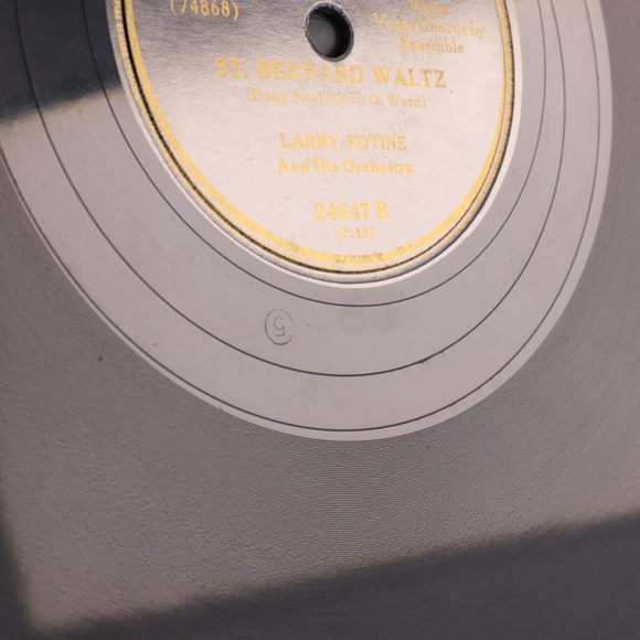 Larry Fotine - Open The Door Polka / St. Bernard Waltz -1949 78 rpm Record 24647 - Picture 12 of 14